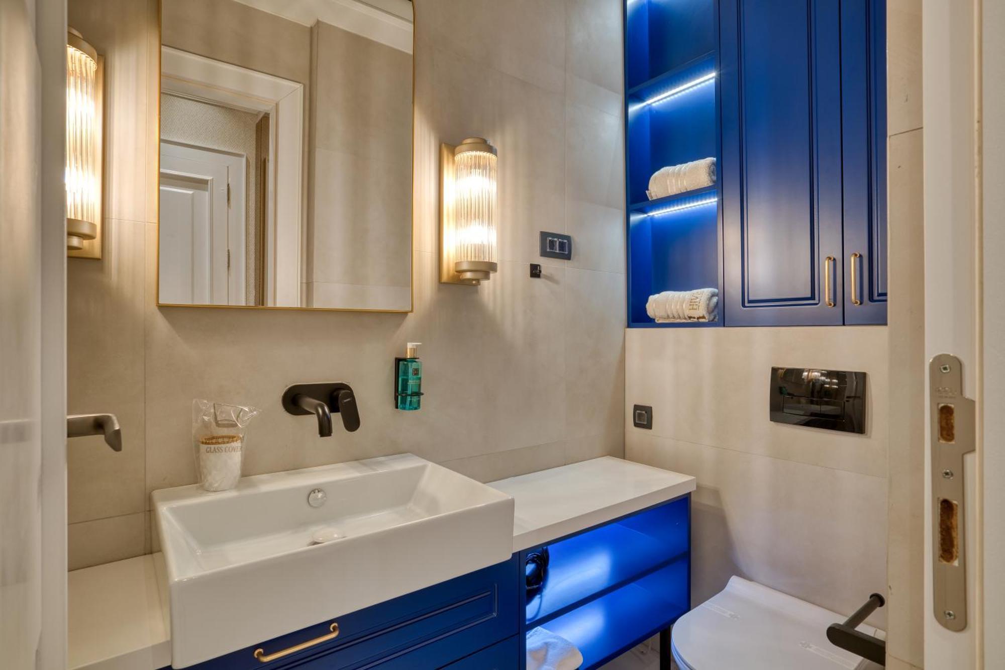 Hive Luxury Suites By Mn Property 科托尔 外观 照片