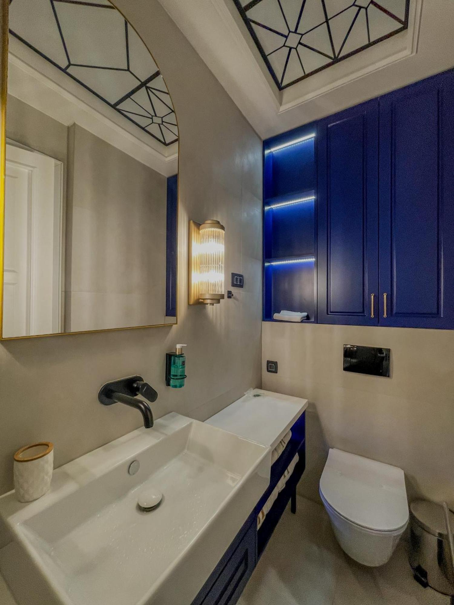 Hive Luxury Suites By Mn Property 科托尔 外观 照片